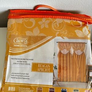 Reagan Apricot Curtain Set